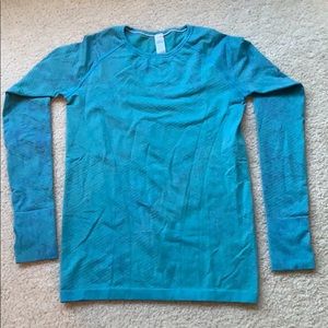 Blue with purple dye spots ivivva shirt